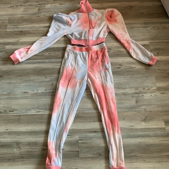 shane justin sweat suit